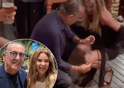 Galvão Bueno se diverte em festa com a esposa