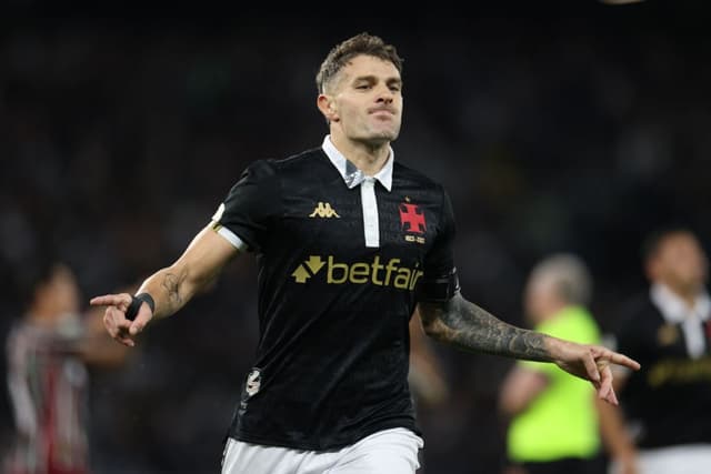 Vasco enfrenta desafios na Copa do Brasil e Carioca