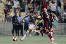 Riquelme Sofre Lesão e Preocupa Fluminense