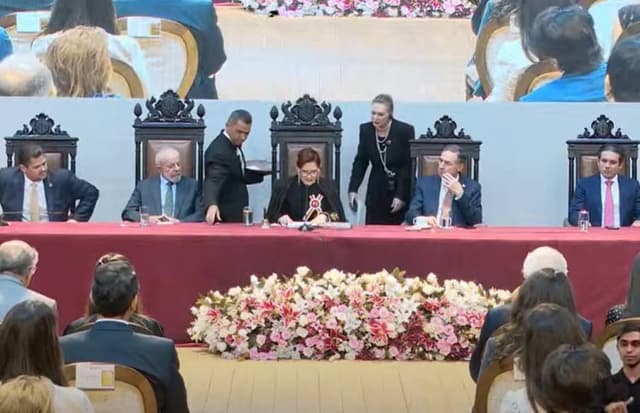 Maria Elizabeth Rocha é a primeira mulher presidente do STM