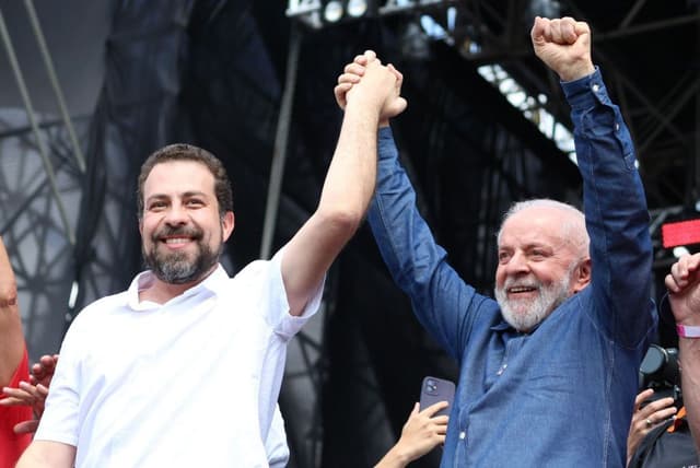 Convite de Lula para Boulos gera divisão no PSOL