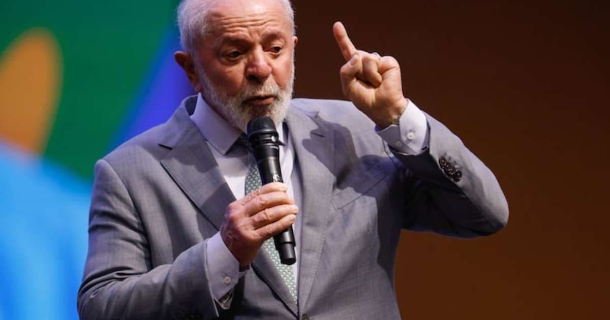 Pesquisa indica que 62% dos brasileiros rejeitam reeleição de Lula