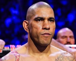 Poatan fala sobre derrota e planeja revanche com Ankalaev