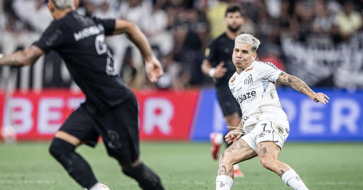 Corinthians vence Santos e avança à final do Paulistão