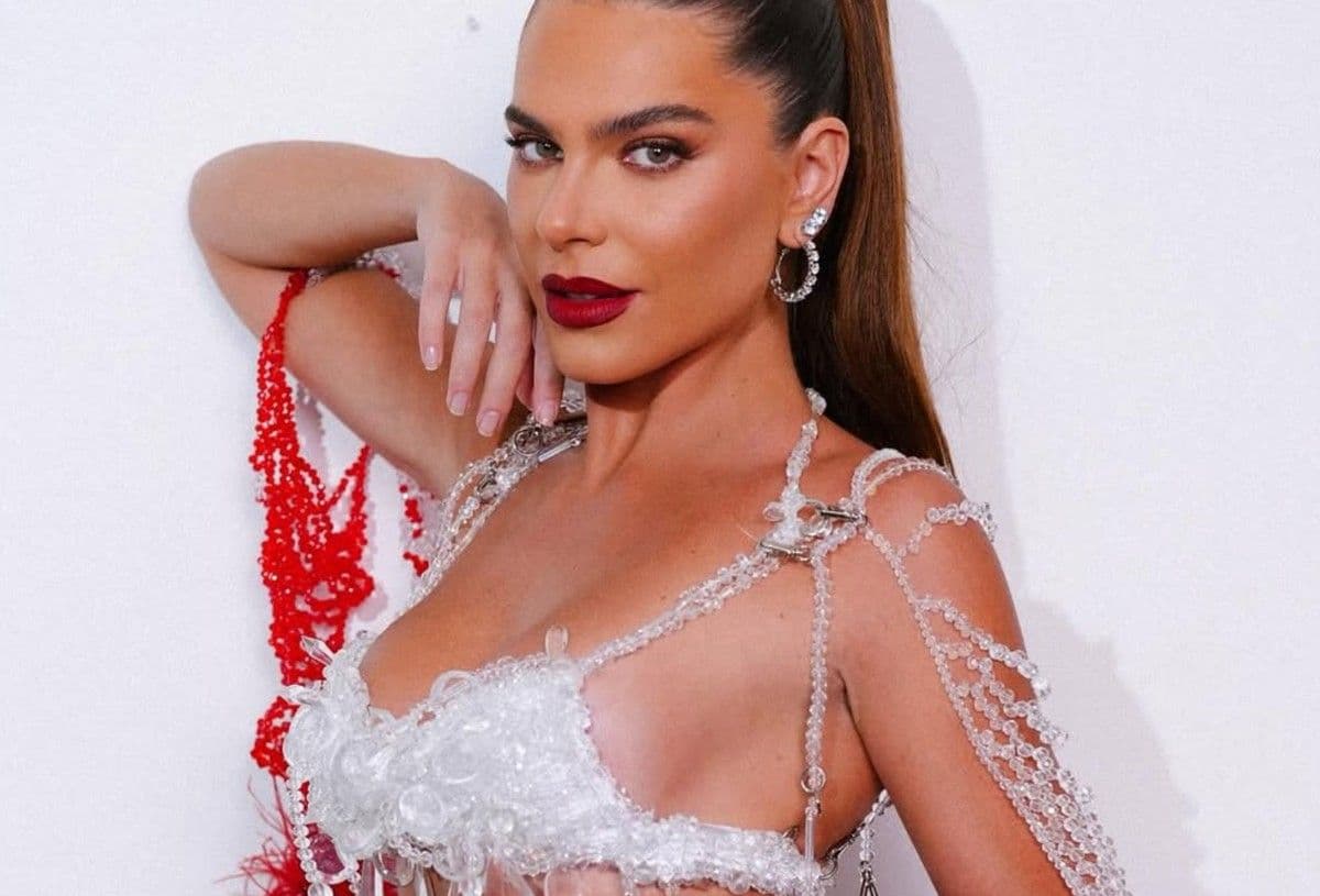 Mariana Goldfarb fala sobre pressão do Carnaval no corpo