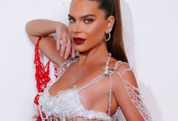 Mariana Goldfarb fala sobre pressão do Carnaval no corpo