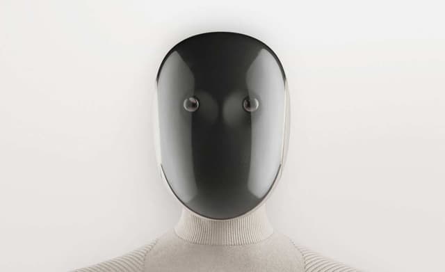 Robôs NEO Gamma Testados em Residências em 2025