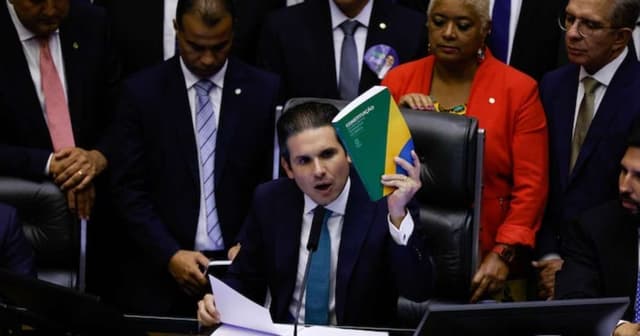 Lula elogia Hugo Motta e destaca cooperação entre Poderes