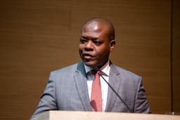 Inquérito de ex-ministro Silvio Almeida é prorrogado