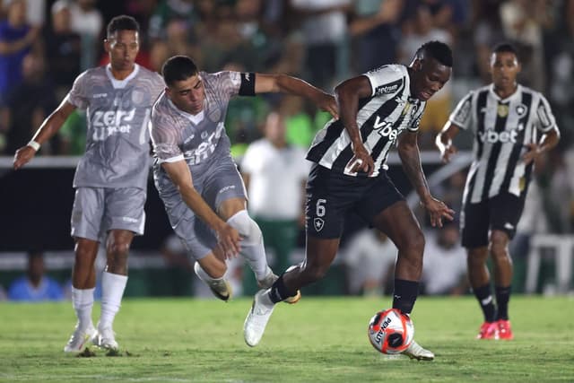 Botafogo empata com Boavista no Campeonato Carioca