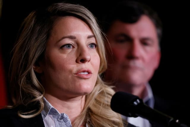 Canadá pode usar petróleo como estratégia nas tarifas dos EUA